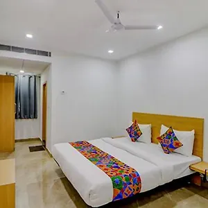 Fabhotel Premium Kashi Hotel