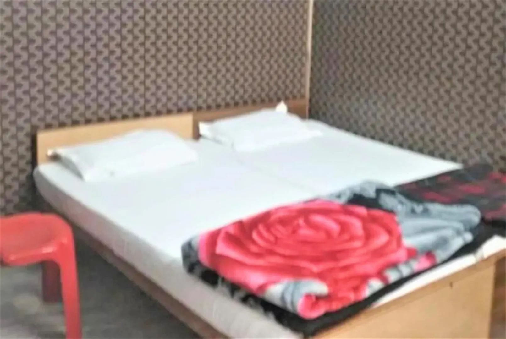 Hotel Goroomgo Teerth Guest House Varanasi Near Temple And Ganga Ghat